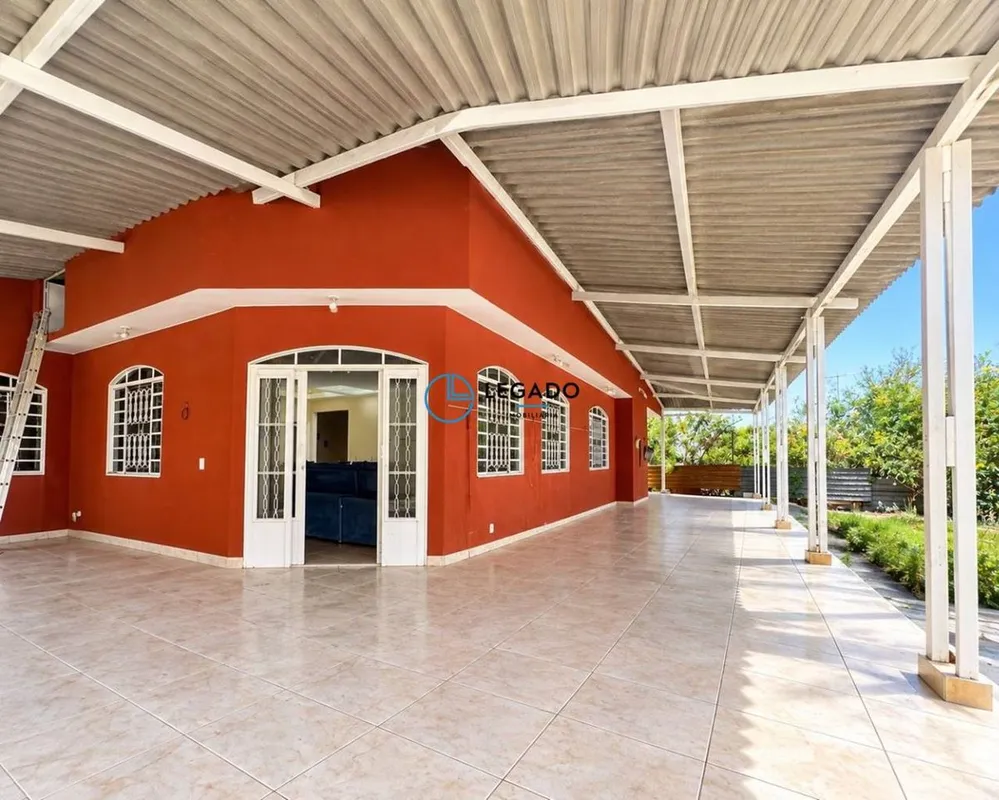 CASA DE ALTO PADRÃO À VENDA | COLÔNIA AGRÍCOLA SUCUPIRA RIACHO FUNDO ISe você pr...