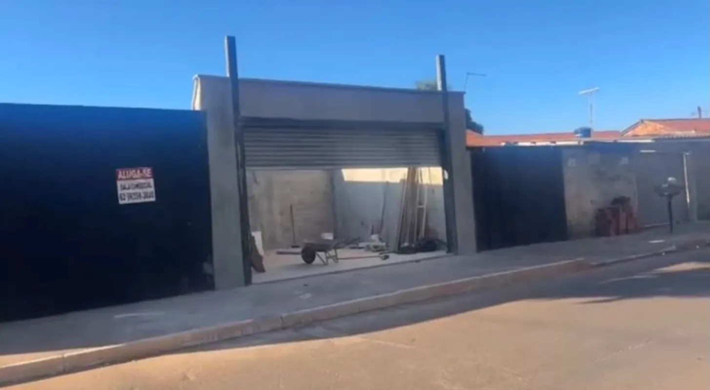 Excelente oportunidade para investimento no Conjunto ItatiaiaImóvel de esquina, ...