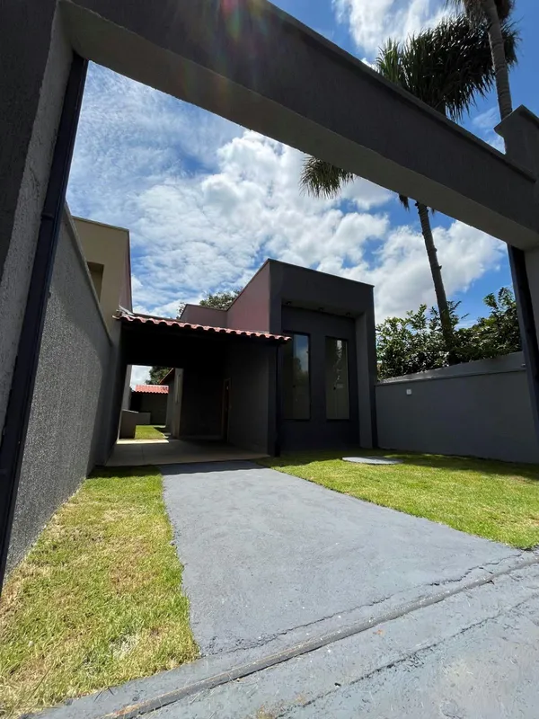- Casa Moderna, Confortável e com Excelente Acabamento- Avaliação 400mil- Venda ...