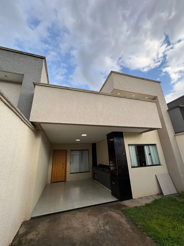 Casa de 3 Quartos Sendo 1 Suíte - Armários Planejados - Jardim Colorado 3 Quarto...