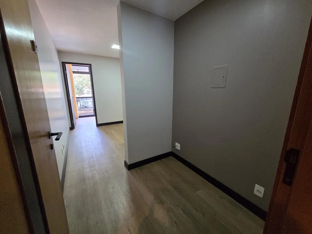 Sala para aluguel na SEPS 705/905, ASA Sul, Brasília, DF. Uma oportunidade estra...