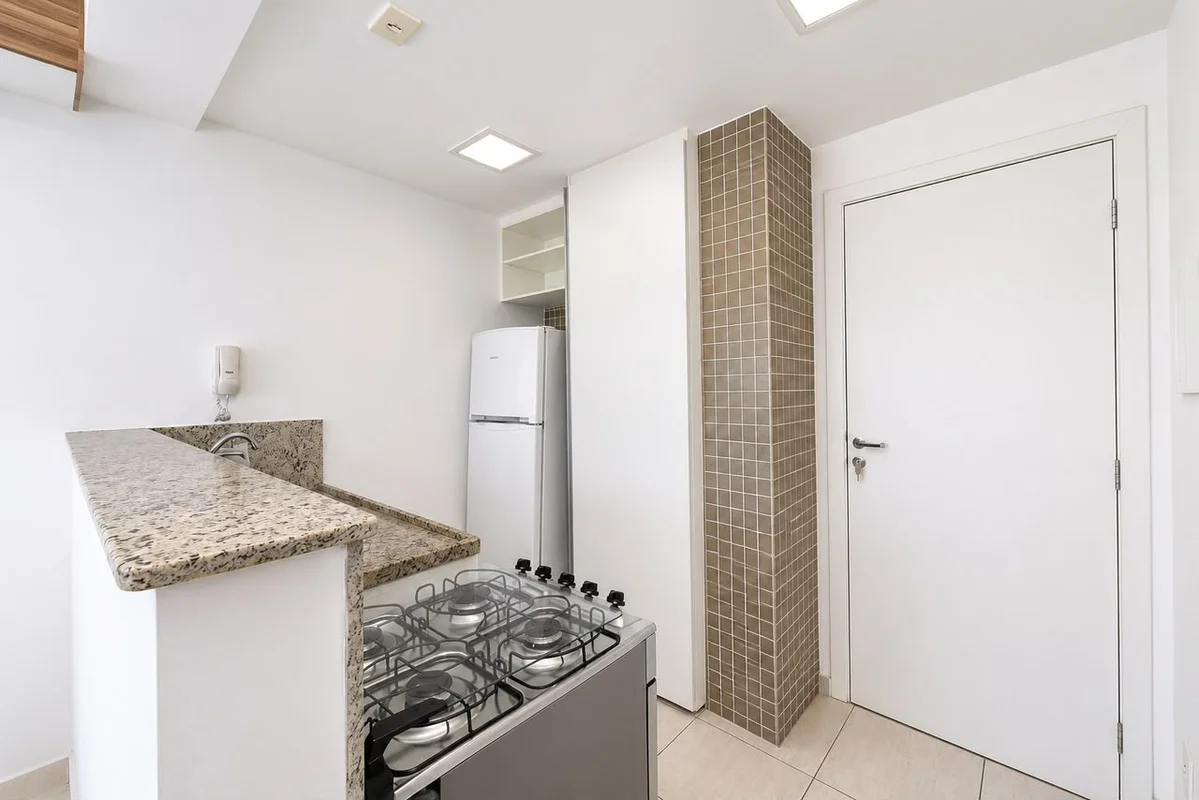 Ed Neo Noroeste - CLNW 10/1133m² bem aproveitados Totalmente mobiliado + armário...