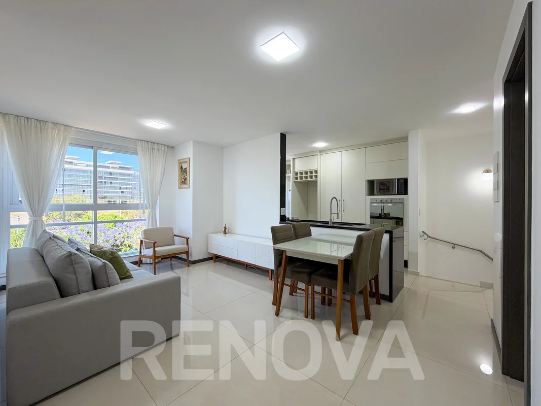 Excelente apartamento duplex na SQNW 307, Noroeste. Com 84,67 m² de área privati...