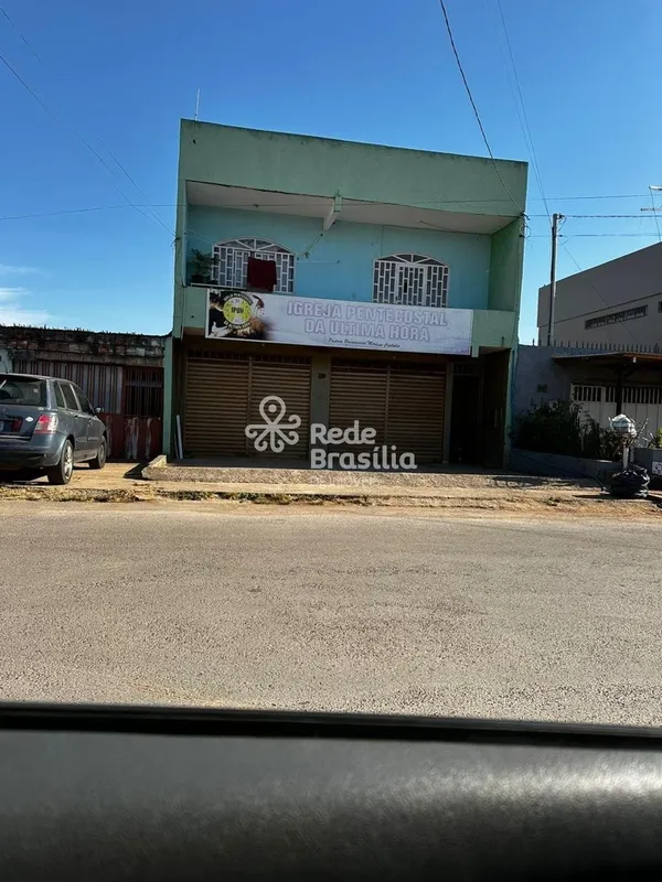 Detalhes do IMÓVEL: Área privativa: 249,77 m² 3 quarto(s) 2 sala(s) 2 banheiro(s...