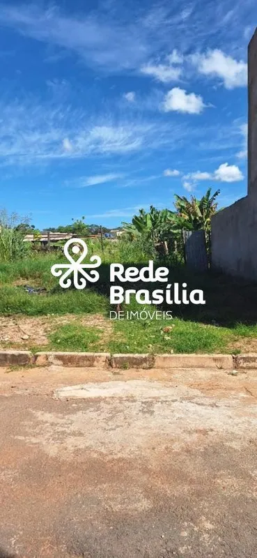 Detalhes do LOTEÁrea total estimada: 140 m²Área do terreno: 140 m²Regularidade d...
