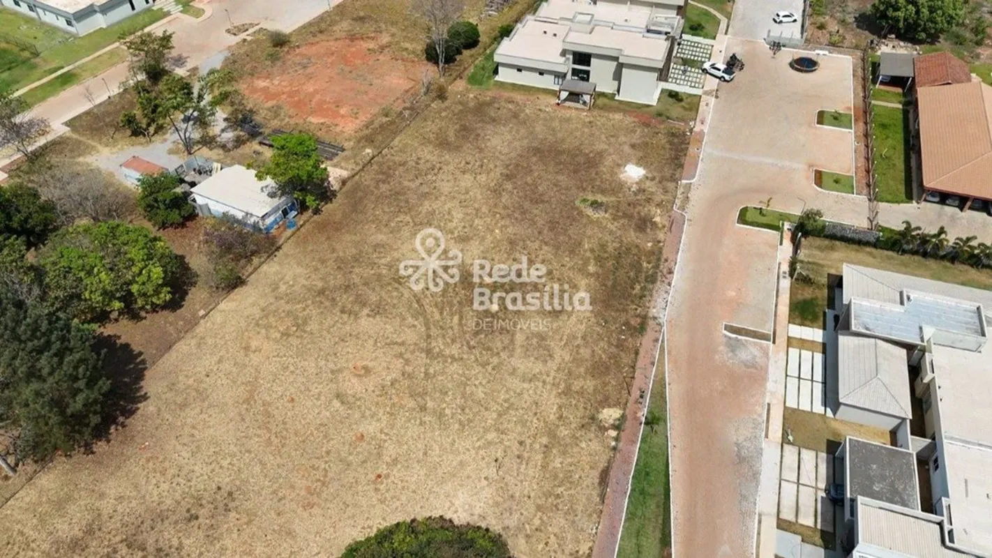 DADOS DO IMÓVELÁrea total: 2.500 m²Valor do imóvel: R$ 1.080.000,00Regularidade:...