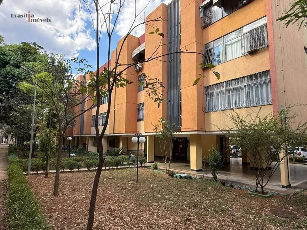 APARTAMENTO REFORMADO DE 2 QUARTOS SQN 407 ASA NORTEExcelente apartamento com ap...