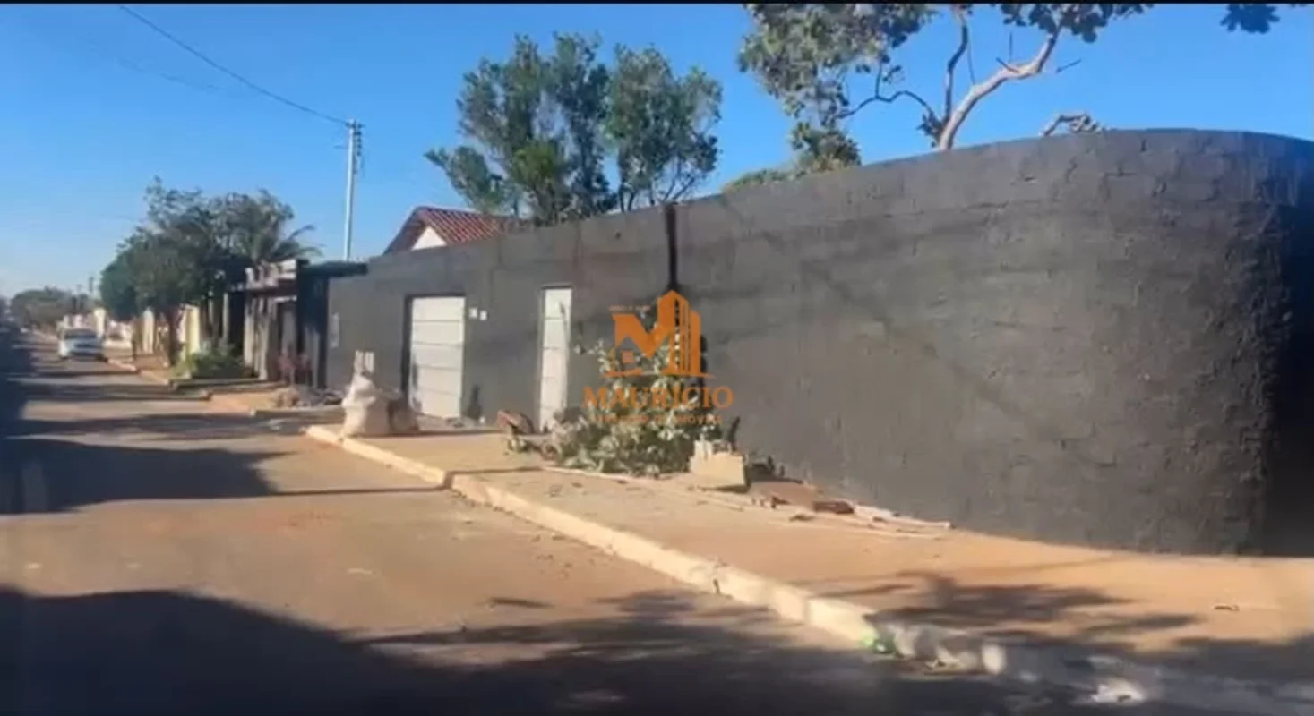 Imóvel Misto de Esquina com Renda Ativa de R$ 5.300/mês — 418m² — Próximo à UFG ...
