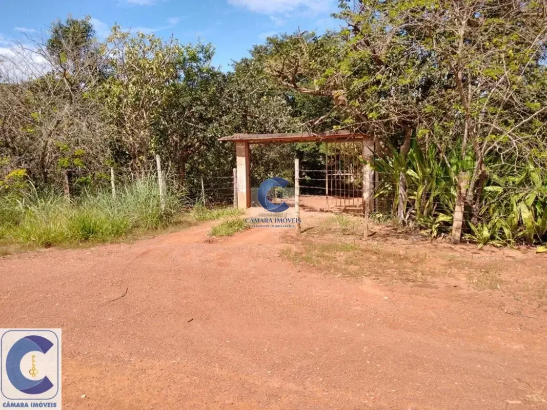 Oportunidade!!! Com internet de fibra optica já instalada!Vendo uma Chácara loca...