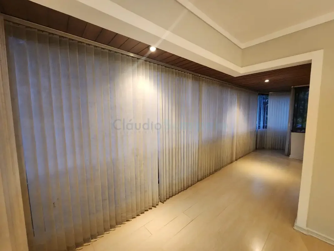 EXCLUSIVIDADE!SQN 215, 78 metros com varanda, sala ampla, nascente, vista livre;...