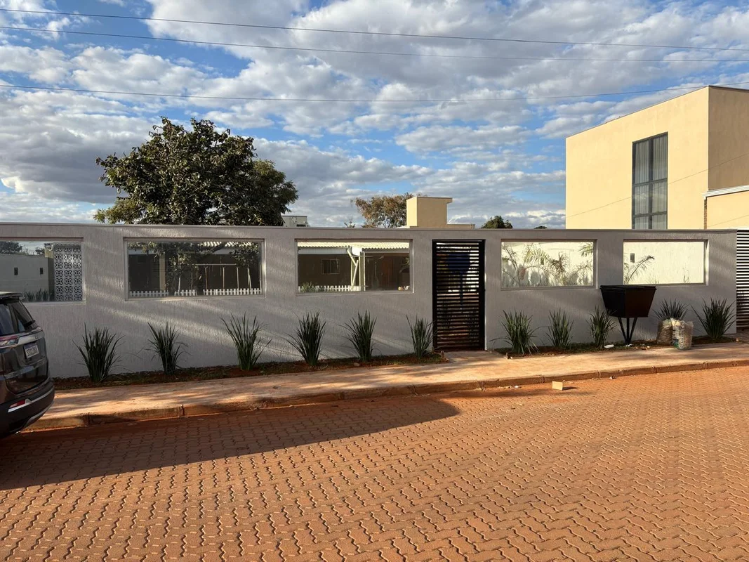 Conforto, espaço e tranquilidade em um só lugar!Casa com 656 m² de terreno e apr...