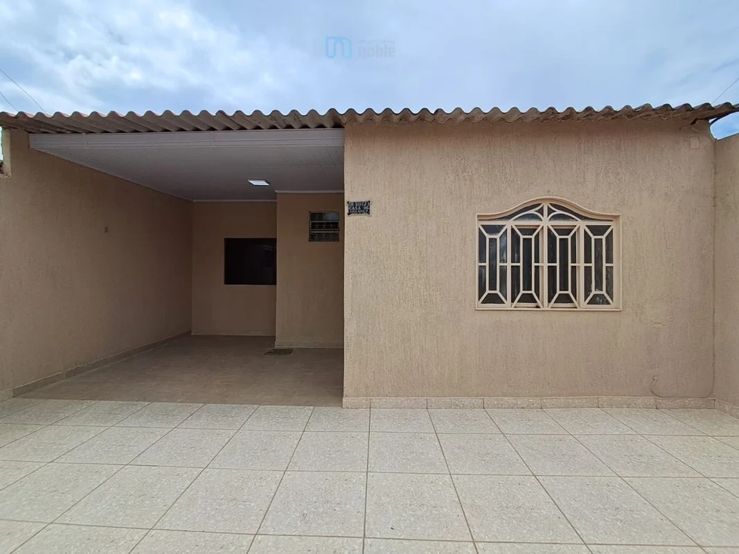 CASA 3 QUARTOS – QR 211 – SANTA MARIA – DFImobiliária Noble aluga excelente casa...