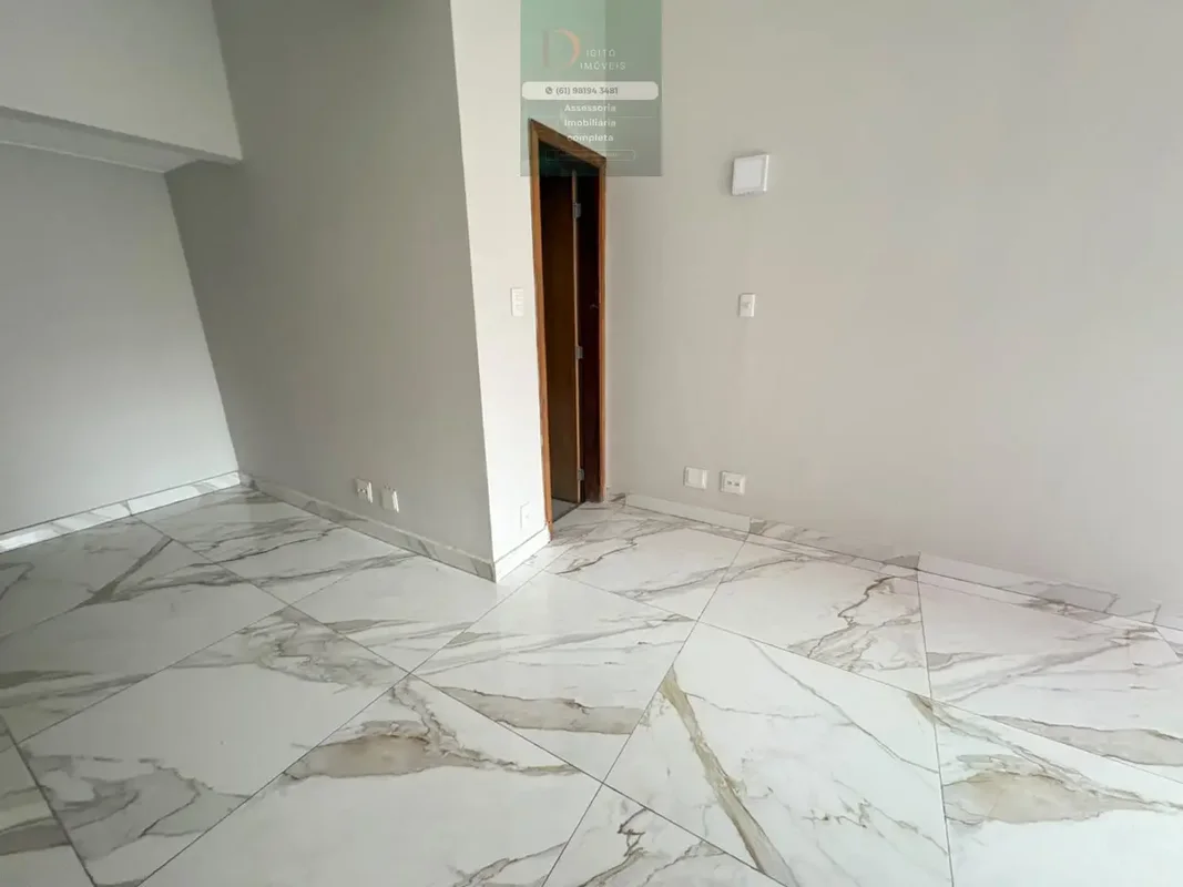 Aluguel de Sala Comercial na Asa Sul Brasilia-DF.Localizada próxima à Estação do...