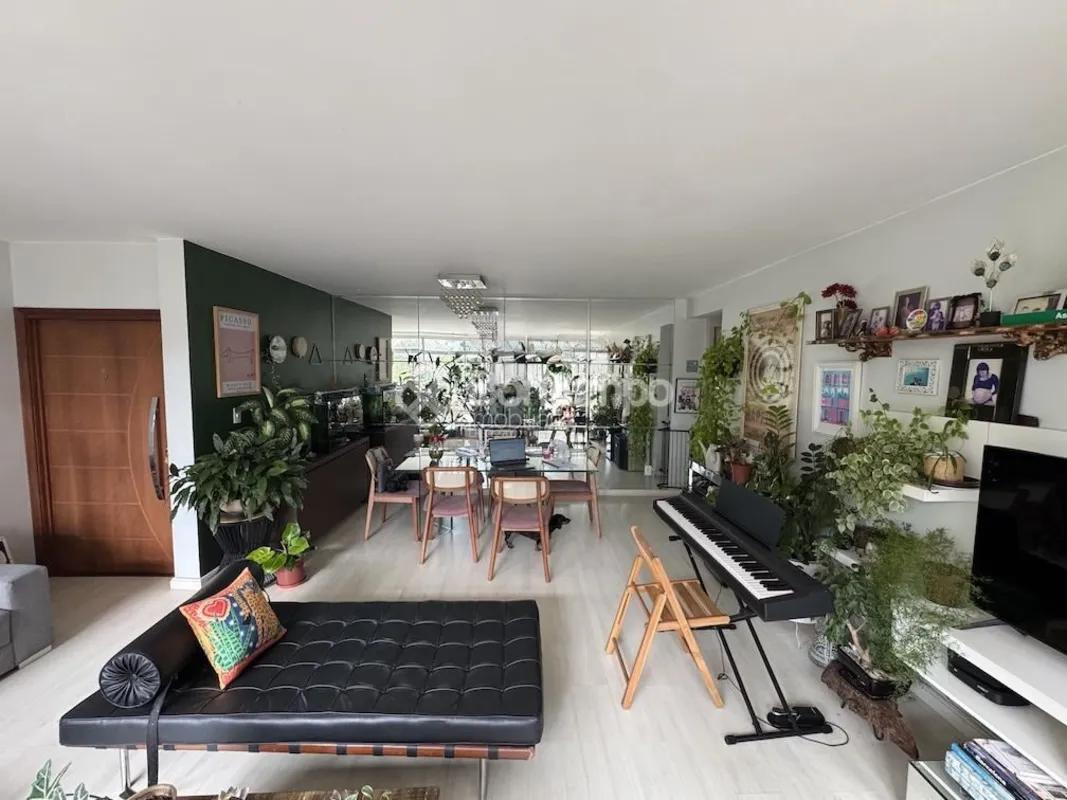 A Bontempo Imobiliária disponibiliza  para venda apartamento com 03 quartos, sen...
