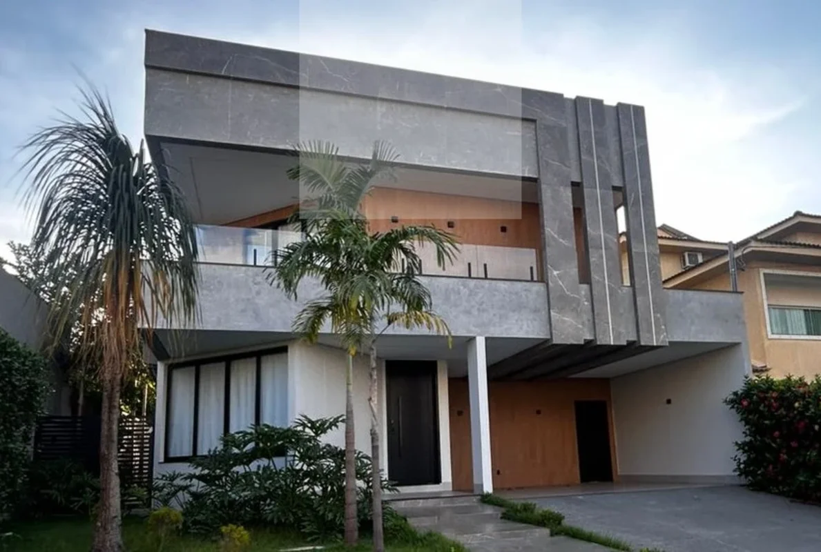 Sobrado de Altíssimo Padrão 100% Mobiliado — 3 Suítes Plenas, Pé-Direito Duplo e...
