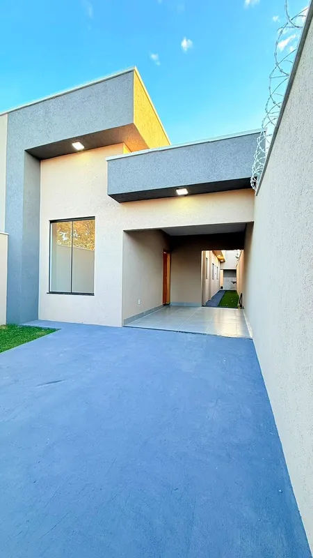 Casa à venda no Setor Serra Dourada em Aparecida de Goiânia, com uma excelente l...