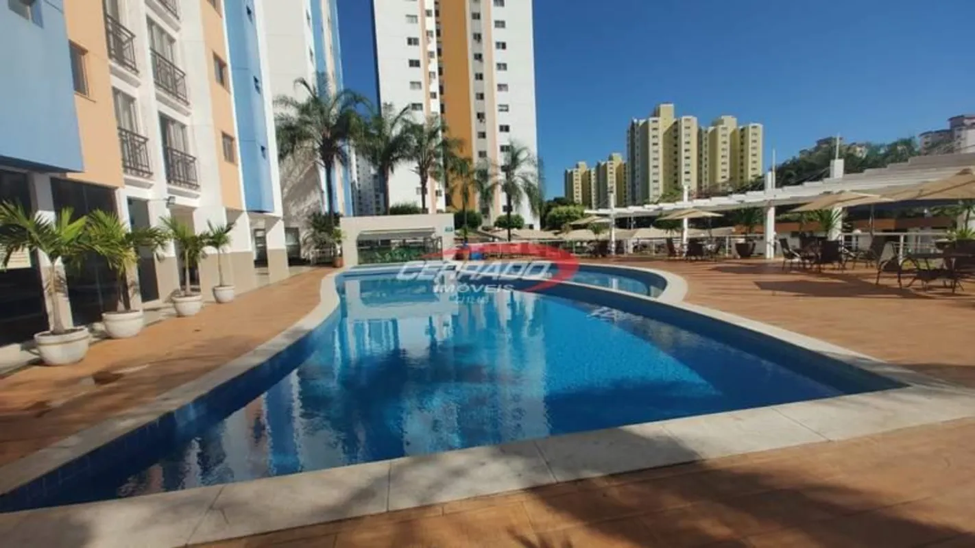 Apartamento montado em armários ! Uma suíte plena com ar condicionado, e outras ...