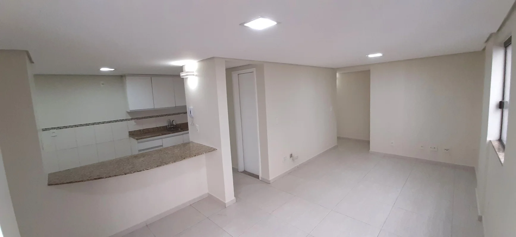 Apartamento padrão de 02 quartos, sala ampla, lavabo, banheiro social, cozinha c...