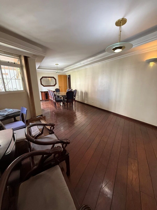 *ART 1 - Siron Franco* - Setor Oeste- 142m²- 4/4 sendo 3 suítes- sala para 2 amb...