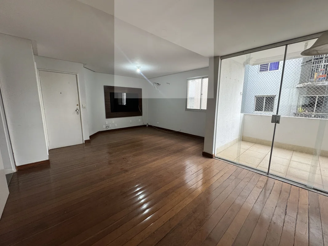 Villa Domatt — 108m² no Setor Bueno (Rua T-36), 3 Quartos (1 Suíte), Rico em Arm...