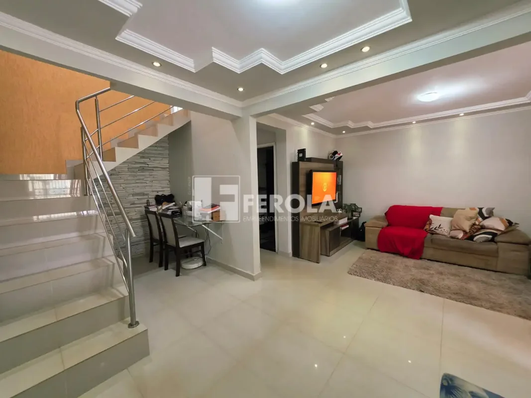 FEROLA A MAIS ACESSADA DE BRASÍLIA VENDE CASA SOBRADO NA QR 508 - 98224-8049 - C...