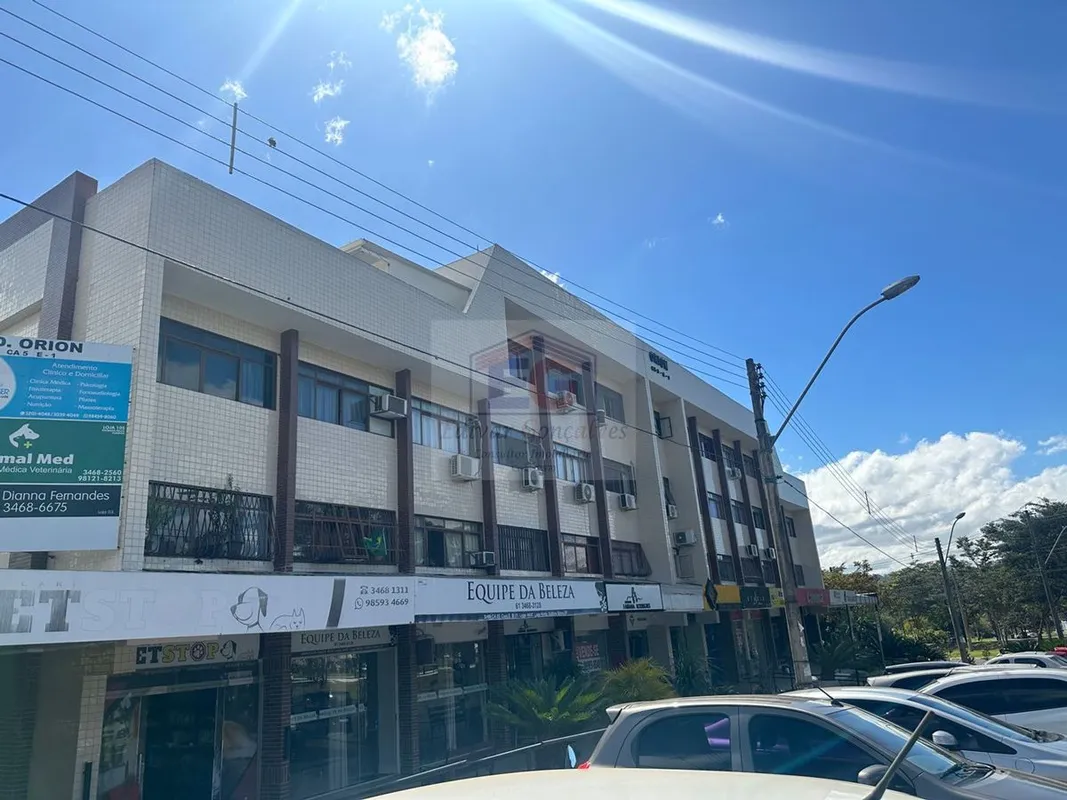 EXCELENTE APTO EDIFICIO ORION - QUARTO COM ARMARIOS- ESTANTES- WC DA SUITE- SALA...