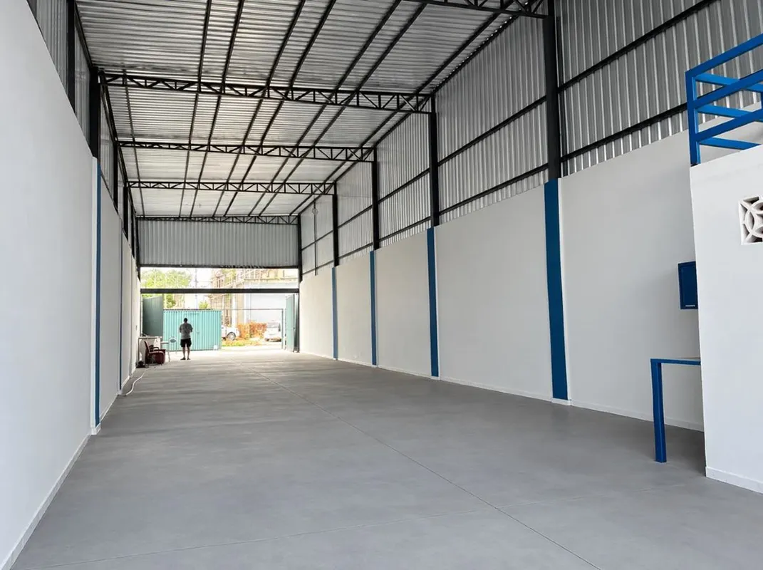 Excelente oportunidade para quem busca um galpão comercial/industrial em Brasíli...