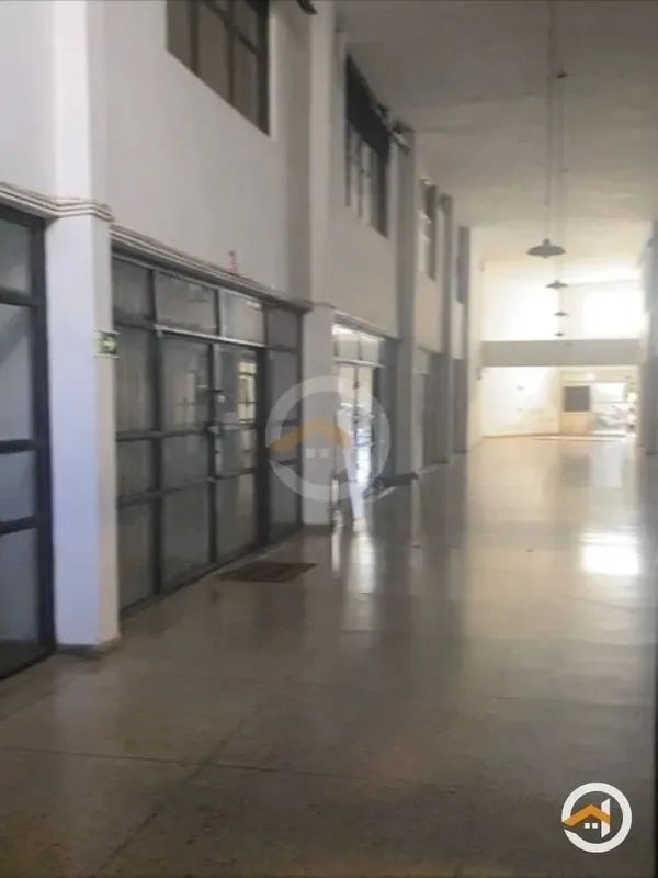 Sala Comercial para venda no Centro de Goiânia na galeria do Edifício Ambassador...