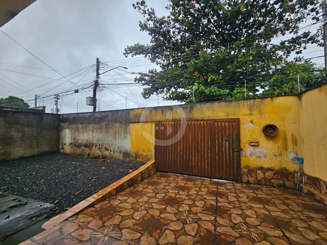 Casa de 3 Quartos, Sendo 1 Suíte no Jardim Vila BoaContém Sala, Cozinha Fechada,...