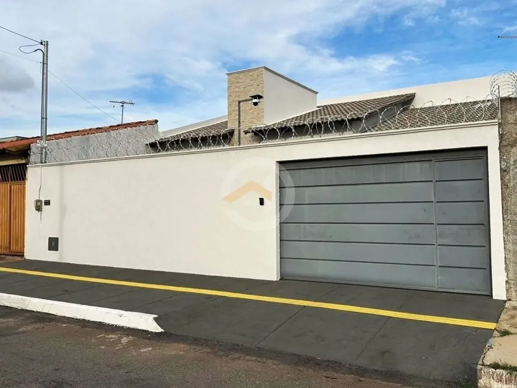 Casa à venda CIDADE VERA CRUZ R$ 525.0003 quartos, sendo 1 suíte2 vagas de garag...