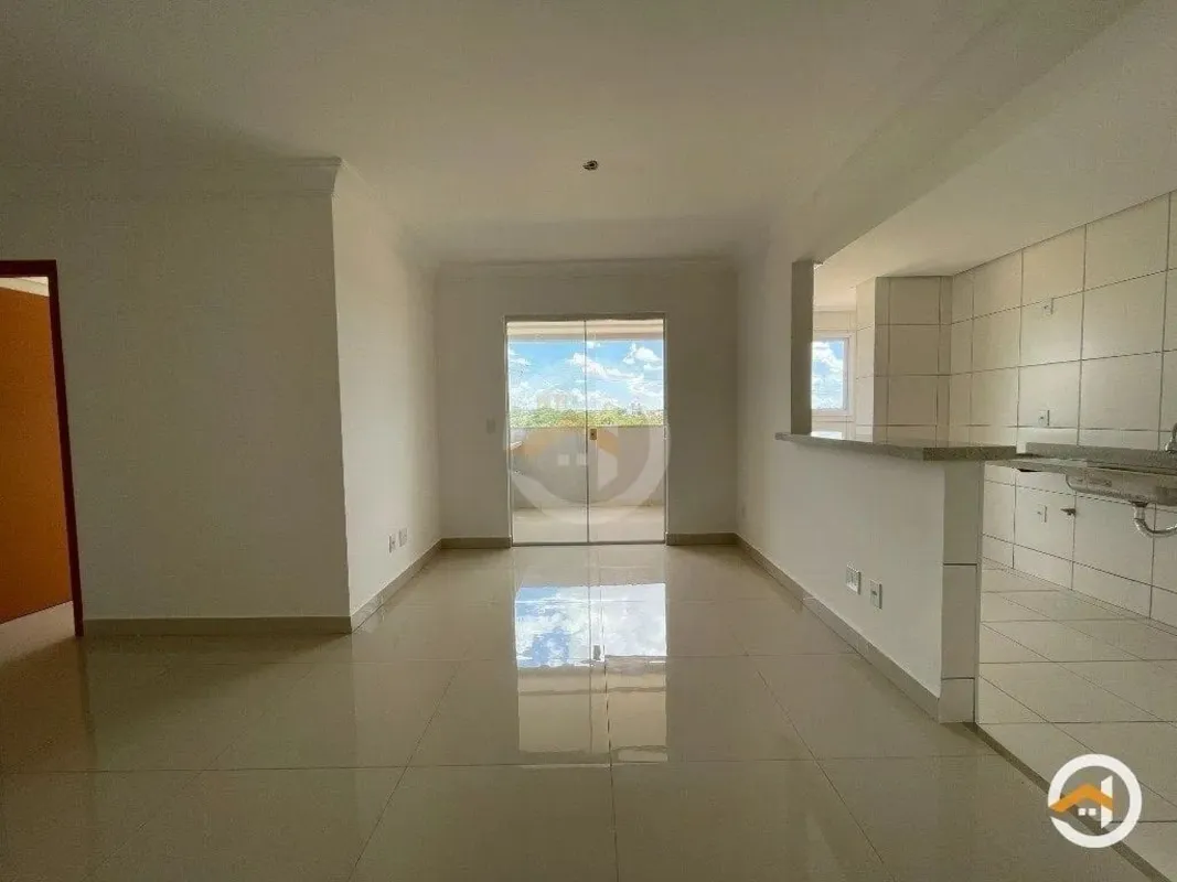 Apartamento com 3 quartos com suite no Setor Faiçalville com varanda. Próximo Bu...
