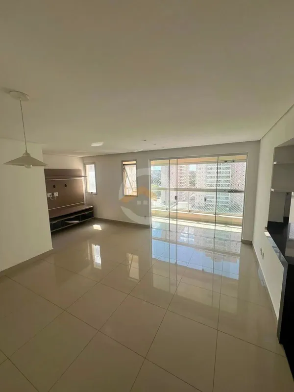 Apartamento2 Quartos com Sala Estendida, nascente, com armários a Venda no Jardi...