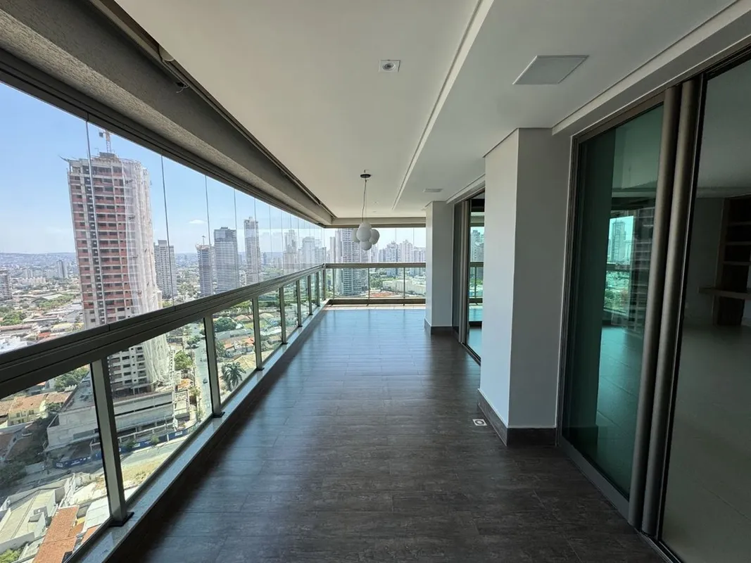 Apartamento 4 Suítes, 4 Vagas de Garagem no Setor Nova SuíçaApartamento Usado e ...