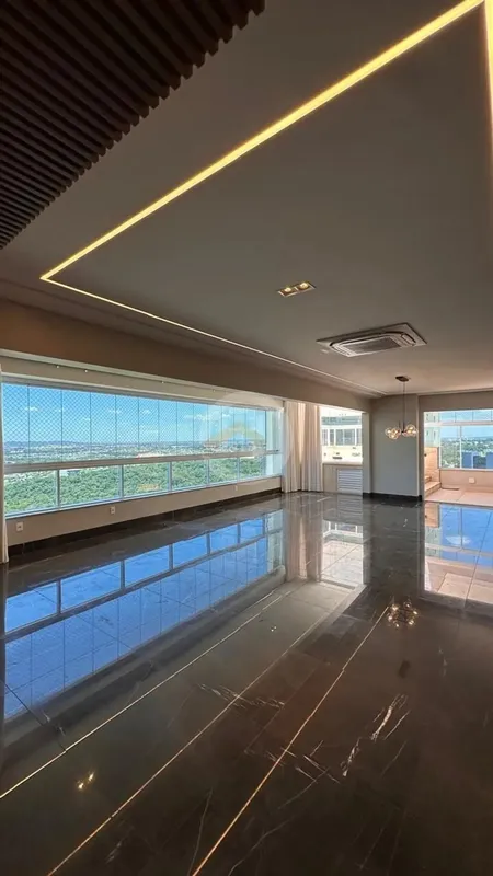 Cobertura semi mobiliada no edifício Europar com 332m2 contendo 4 suites plenas ...