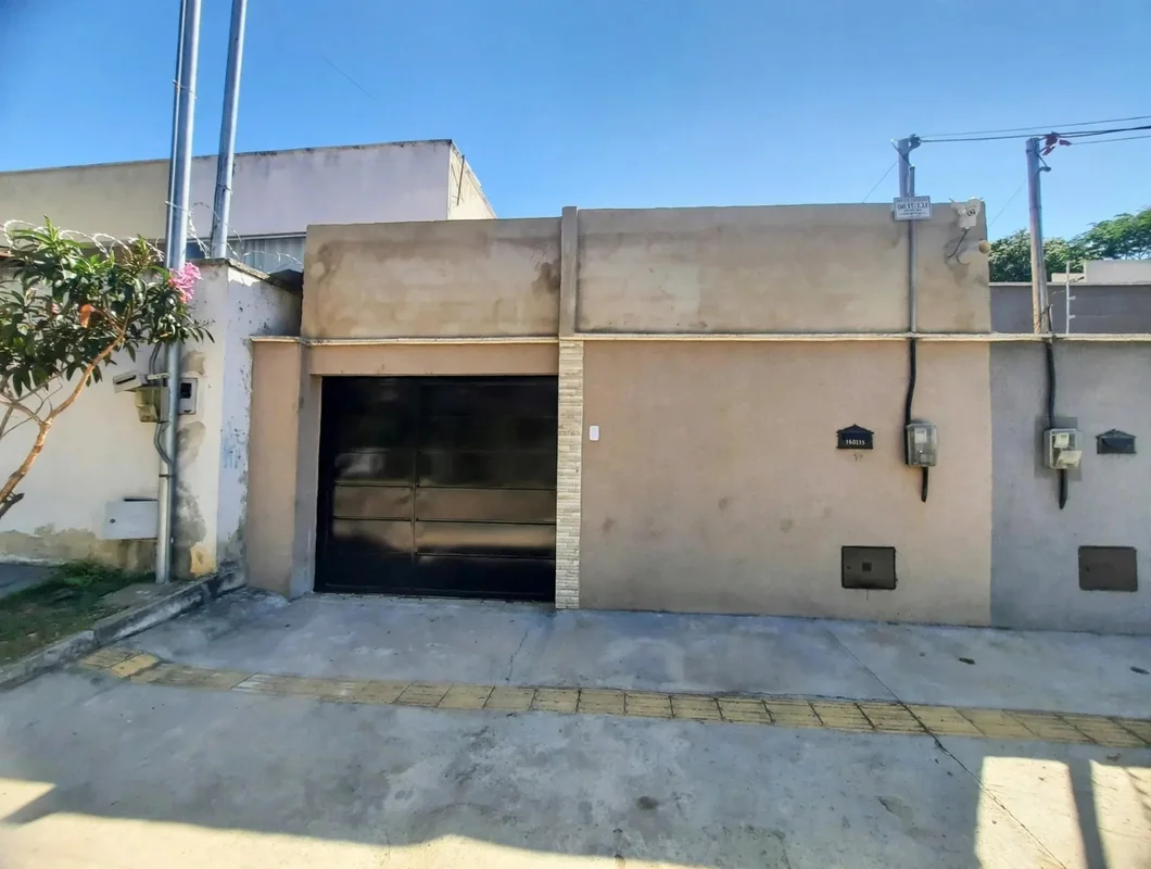 Casa no JARDIM ITAIPU – Rua BELO HORIZONTE – Casa 03Localizada na Rua Belo Horiz...