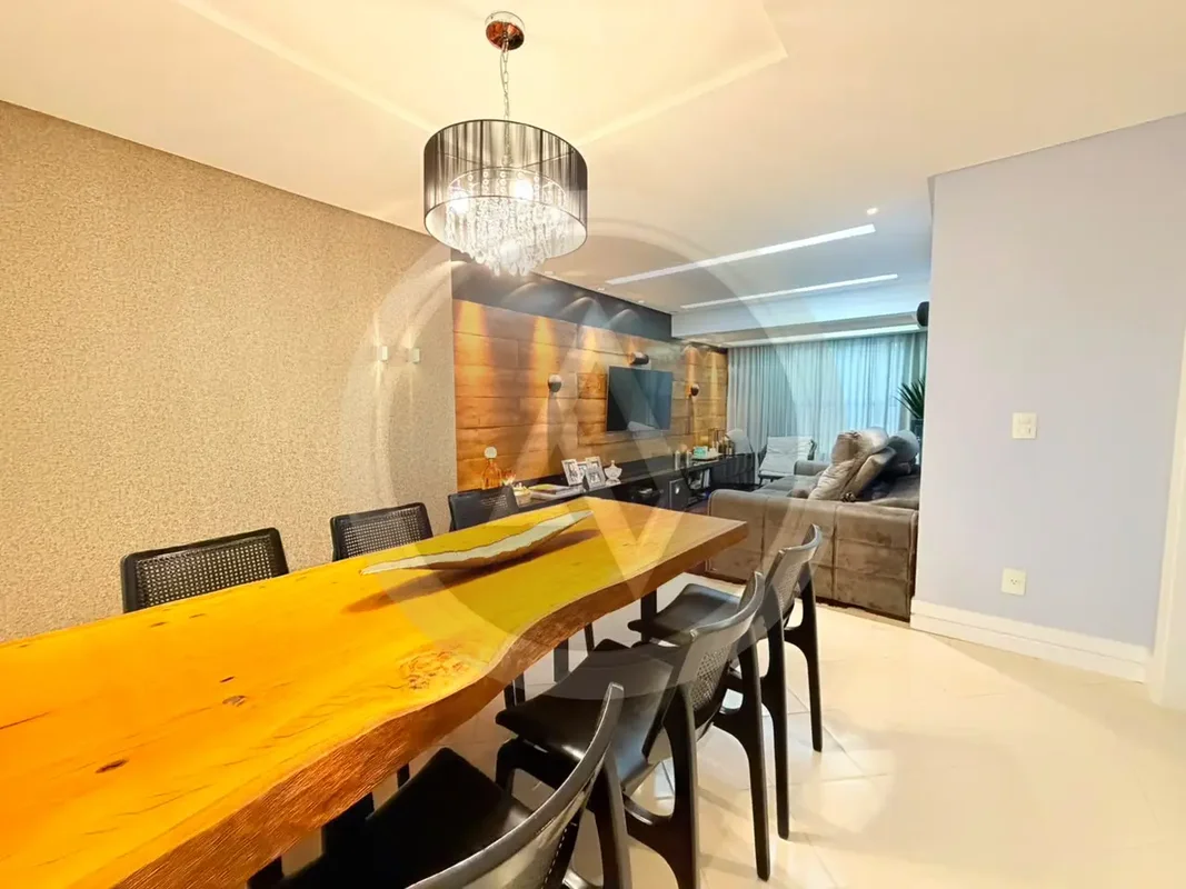 APARTAMENTO REFORMADO | 3 QUARTOS | 1 SUÍTE | ADEGASe você procura um apartament...