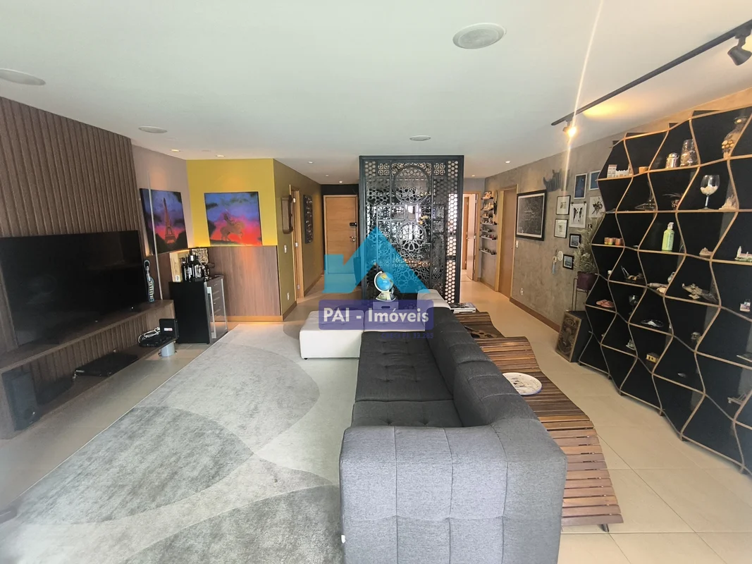 PAULO ALMEIDA IMÓVEIS - VENDE- Lindo e grande apartamento no RESIDENCIAL VIA TER...
