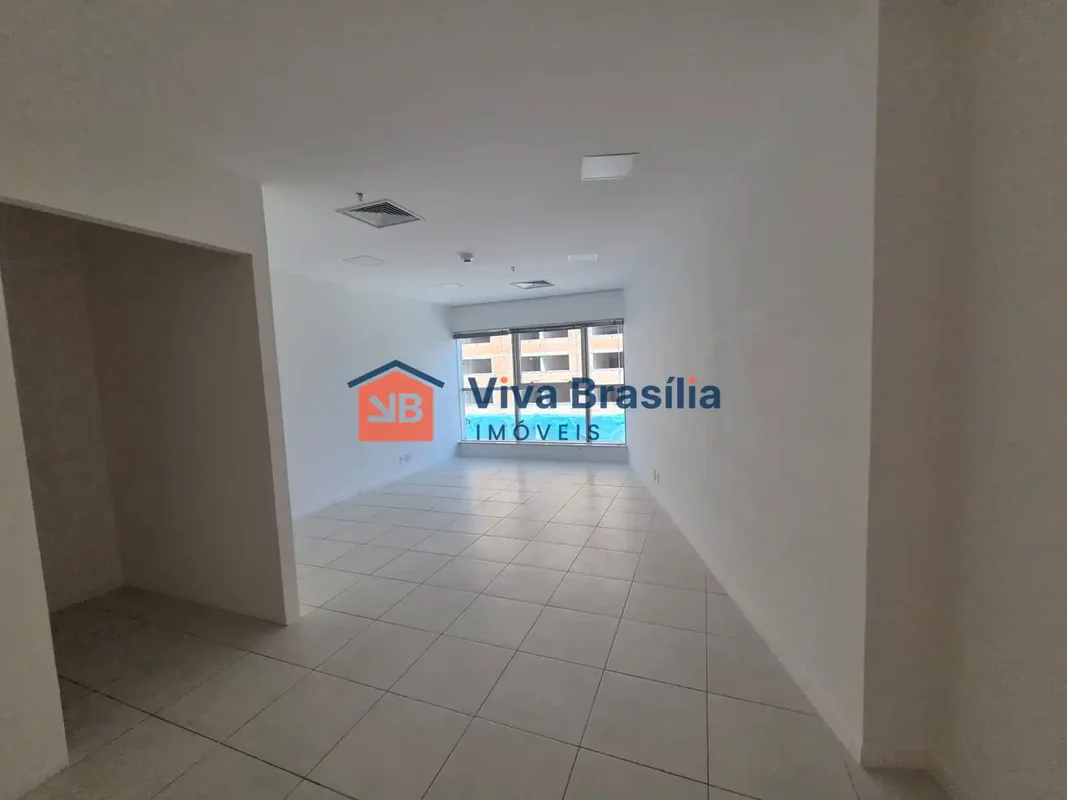 Sala comercial de 38 m² no Fusion Work & Live, na SHN Quadra 1, ASA NORTE, Brasí...