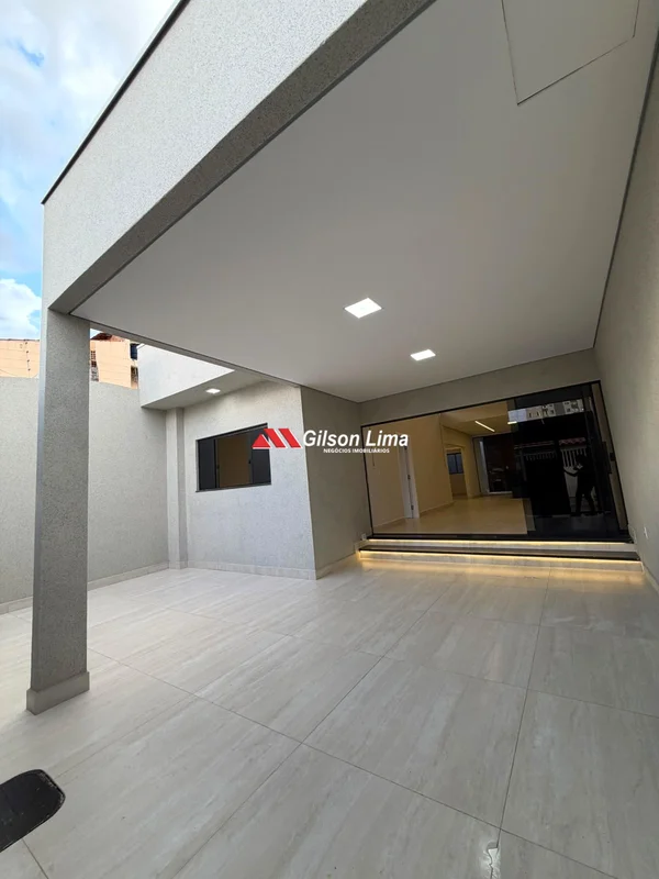 ** Lote 150 m2 - 3 Quartos ( 1 SUÍTE ) - Moderna de ALTO PADRÃO - SAMAMBAIA SUL ...
