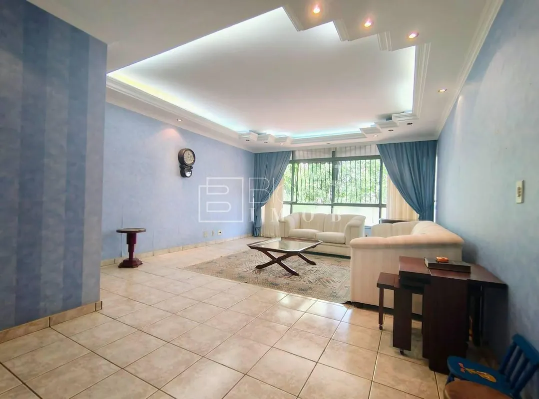 3 QUARTOS | SUÍTE COM CLOSET E BANHEIRA | VAZADO | VISTA LIVREUm apartamento com...