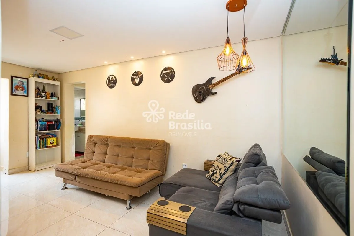 Excelente apartamento de 02 quartos no Residencial Jardins do Guará da QI 27 de ...