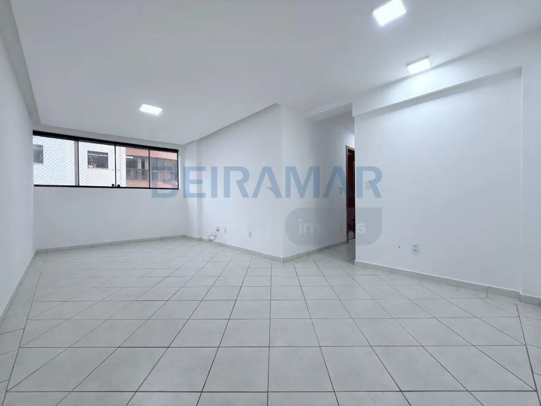 Excelente apartamento de 2 quartos, com armários planejados, closet e 3 banheiro...