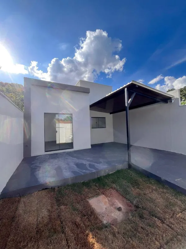 - Casa no Buriti Sereno · Ótima Localização- Valor de venda R$ 330.000- Avaliada...
