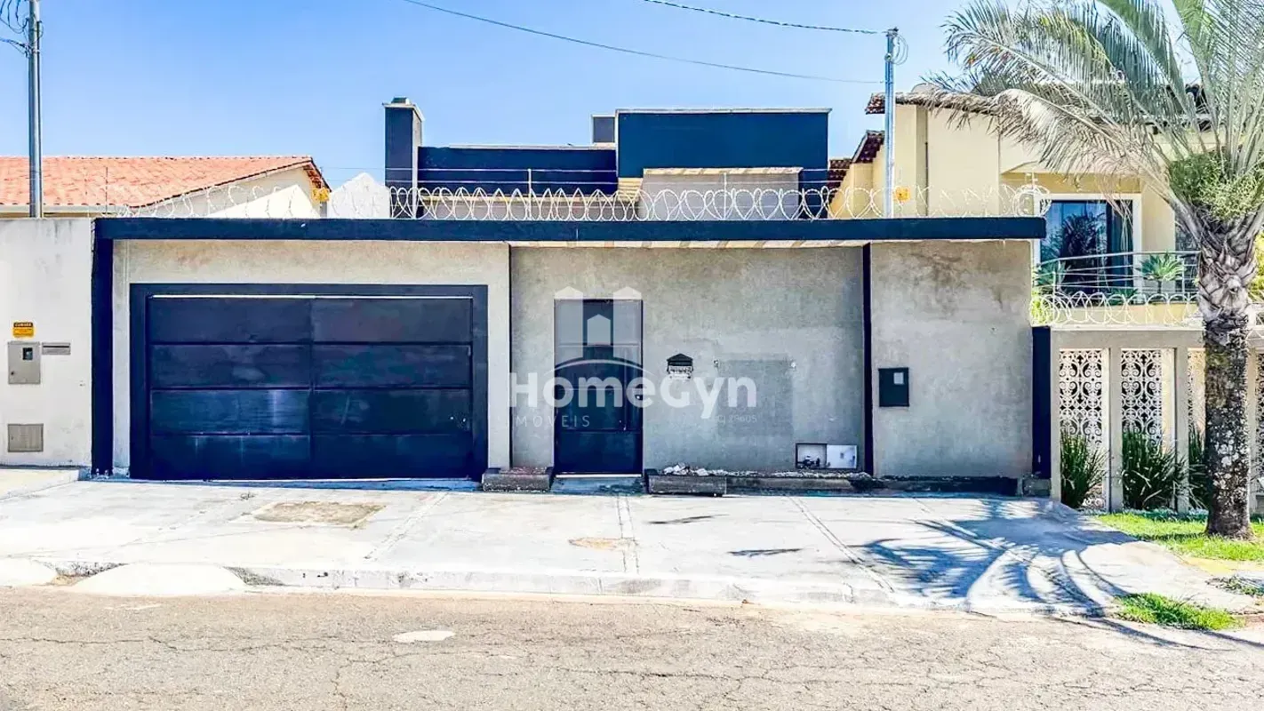 Sobrado com 4 Quartos sendo 02 Suítes e 360 m² no Parque Anhanguera, próximo ao ...