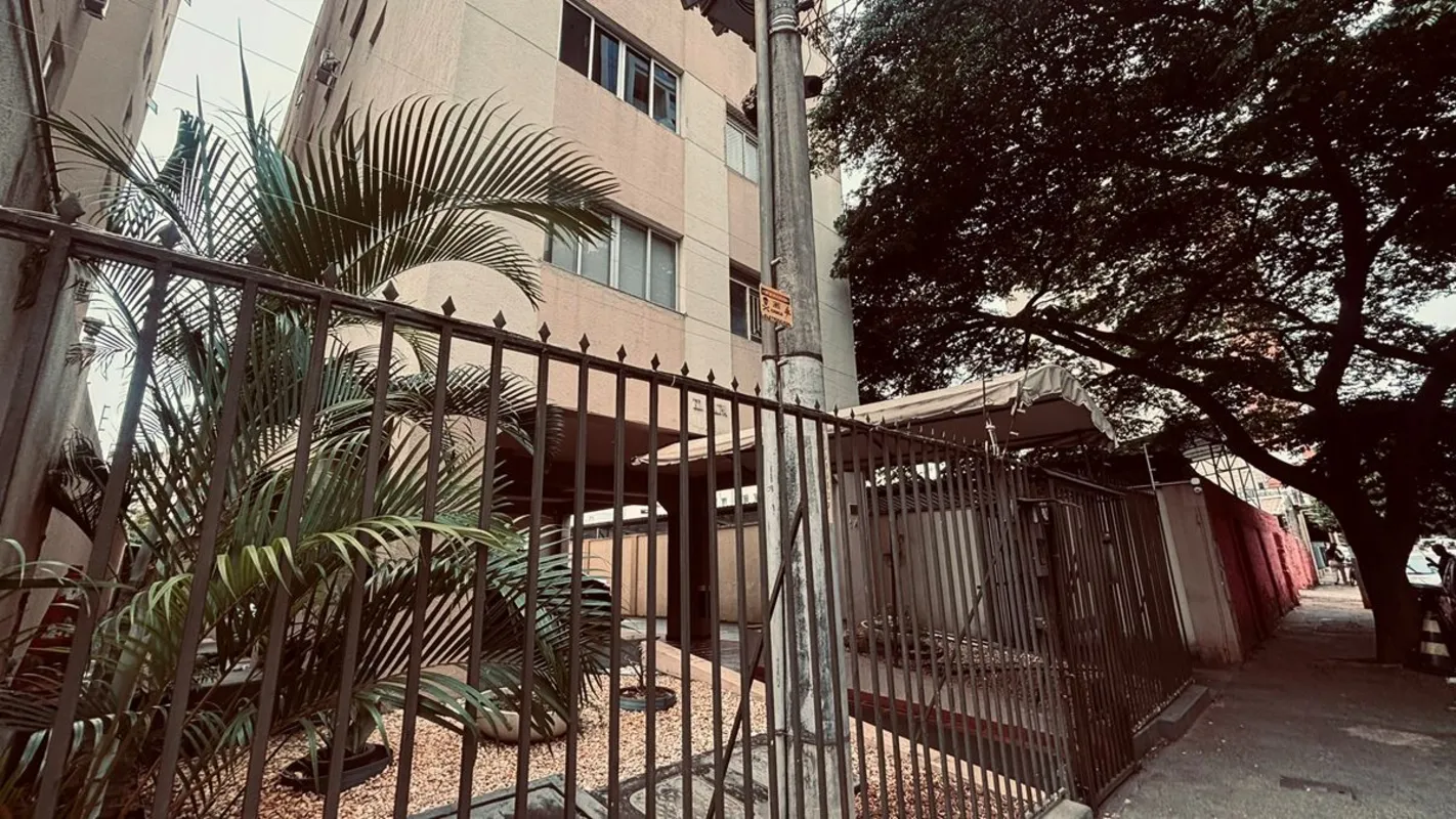 Apartamento residencial localizado no Condomínio Residencial Tulipas, em região ...