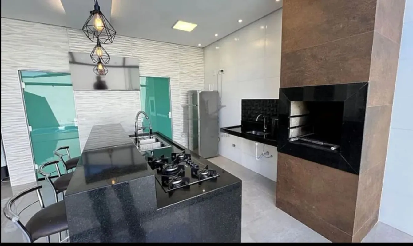 CASA À VENDA CONDOMÍNIO FECHADO ( RUA SEM SAÍDA ) no Setor Três Marias - Próximo...