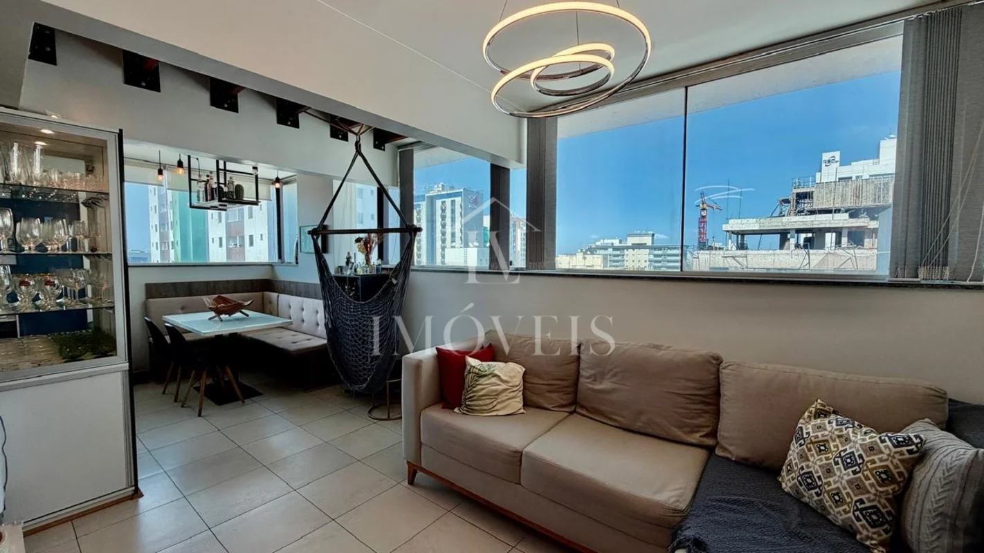 LV Imóveis VENDE:Apartamento Duplex, reformado, andar alto no Residencial LIVERP...