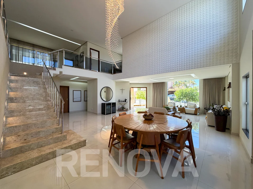 Imponente residência no Residencial Pôr do Sol, em Vicente Pires, com 836 m² de ...