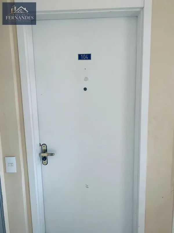  IMOBILIÁRIA FERNANDES aluga apartamento no Total Ville, no qual o mesmo possui ...