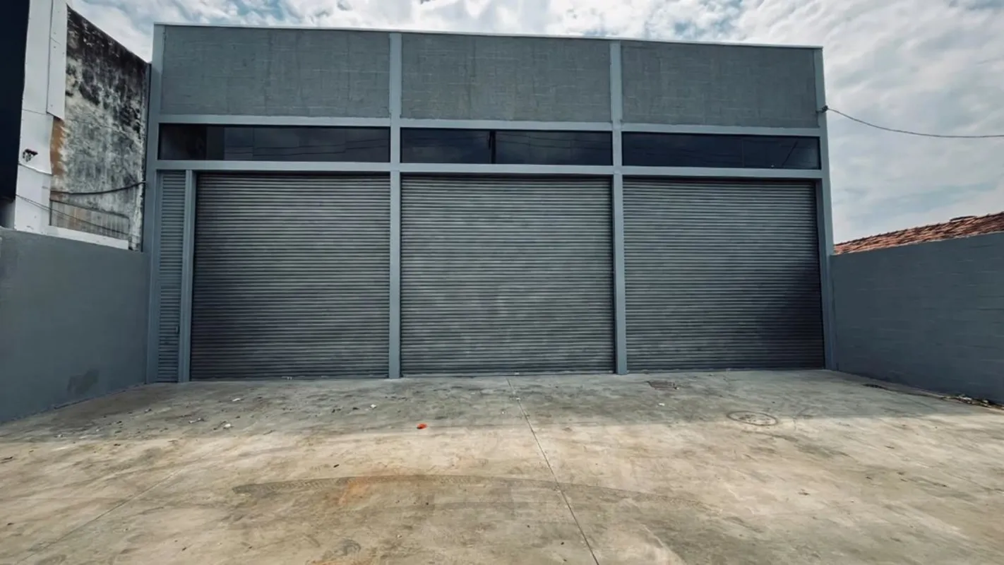 Excelente oportunidade de locaÃ§Ã£o de galpÃ£o comercial localizado em uma regiÃ...